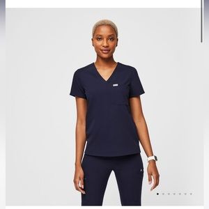 Figs Catarina One-Pocket Scrub Top